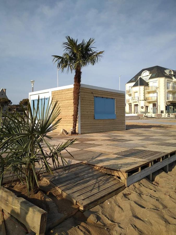 Sea View Hotel Saint-Gilles-Croix-de-Vie Exterior photo